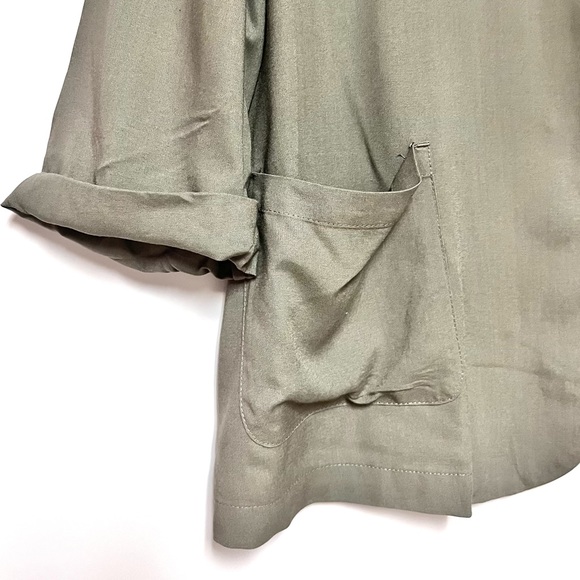 Chico’s Womens Shacket Size 2 Medium 12 Olive Green Lightweight Rayon Grunge - Picture 5 of 6
